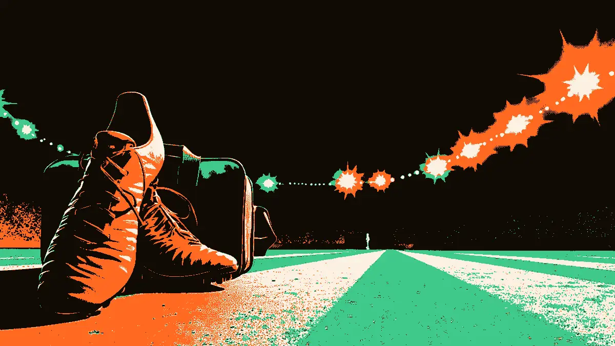 Une paire de crampons usés posée au premier plan à côté d’une valise de voyage gonflée, tandis qu’un tunnel de stade éclairé par des projecteurs mène vers des gradins vides en arrière-plan.