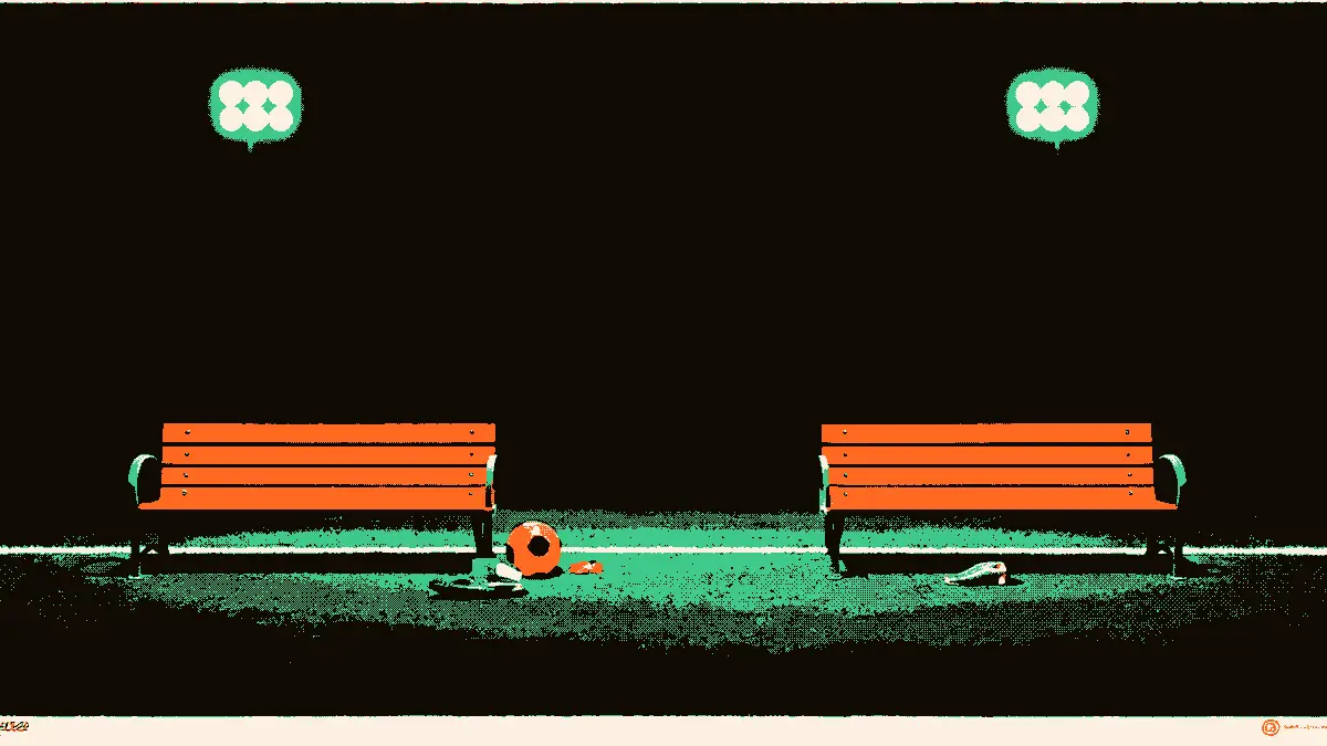 Illustration représentant deux bancs de touche opposés sur le bord d'un terrain de football au crépuscule, l'un avec un ballon posé, l'autre renversé, des crampons éparpillés et un sifflet au sol, sous la lumière de projecteurs, symbolisant deux versions contradictoires d'une mêm